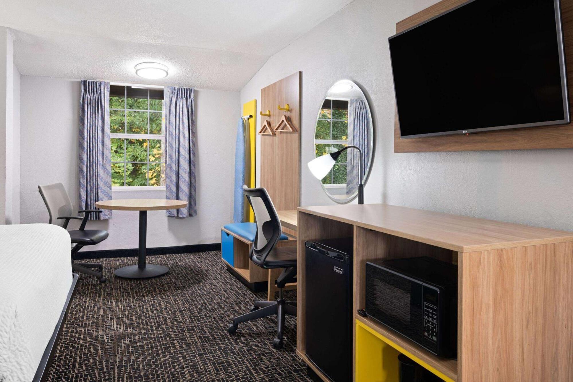 Days Inn By Wyndham Salisbury, Nc Екстериор снимка