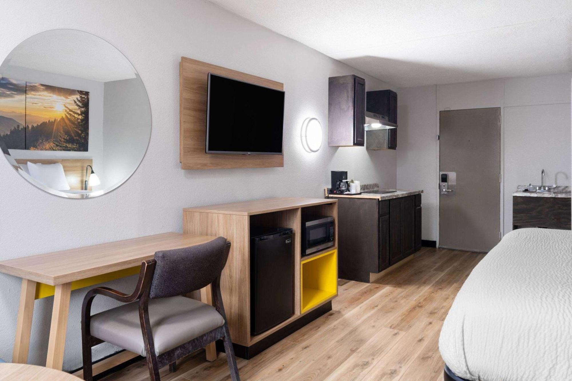 Days Inn By Wyndham Salisbury, Nc Екстериор снимка