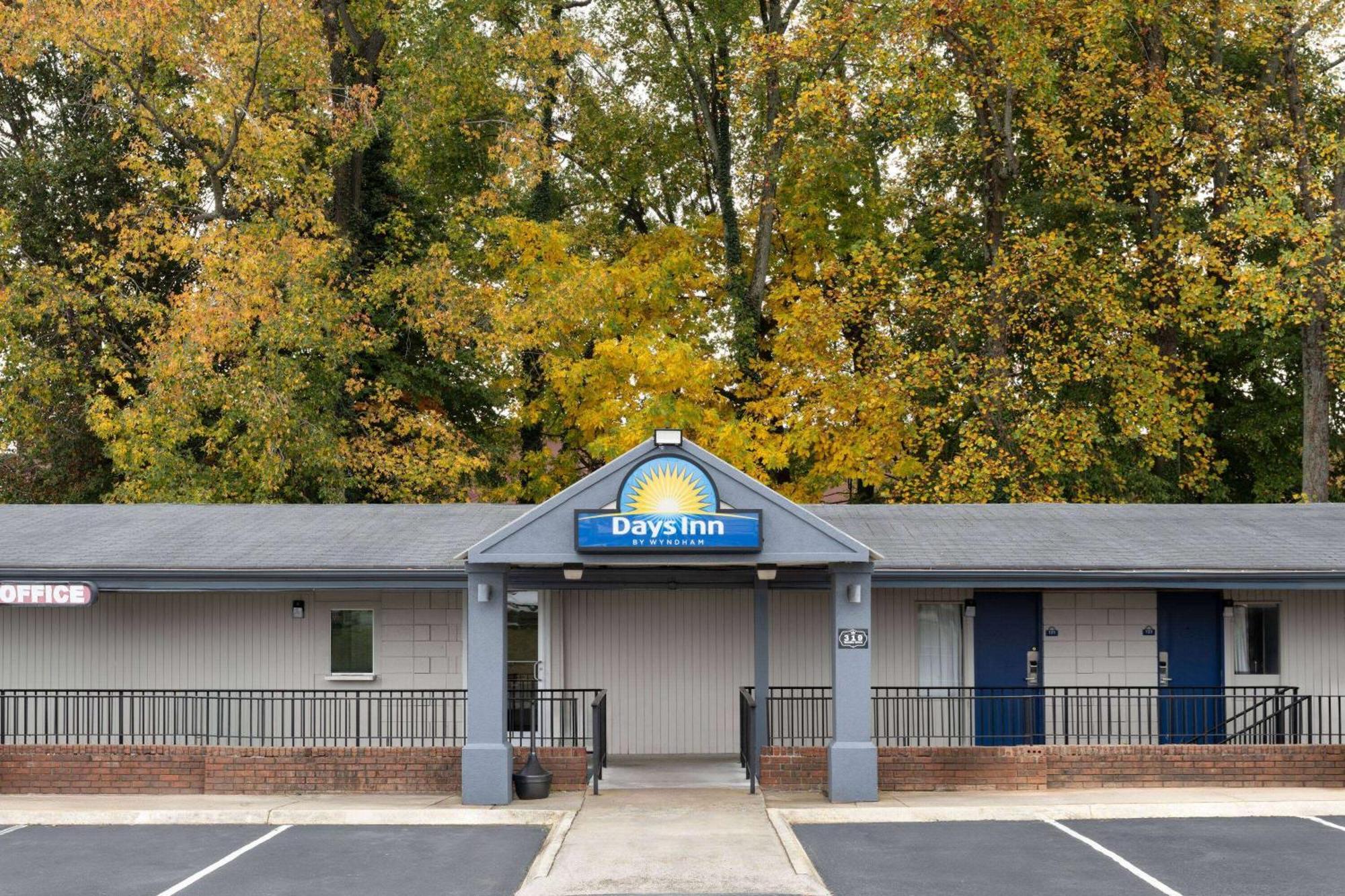 Days Inn By Wyndham Salisbury, Nc Екстериор снимка